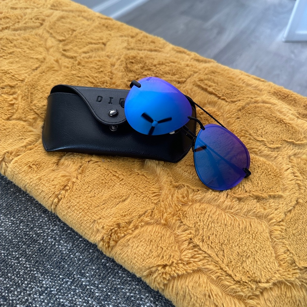 DIFF blue/purple ombré aviators